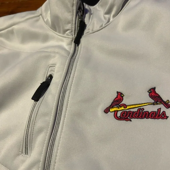 Woman’s Cleveland Charge Antique White Generation Full Zip Jacket - Picture 2 of 8